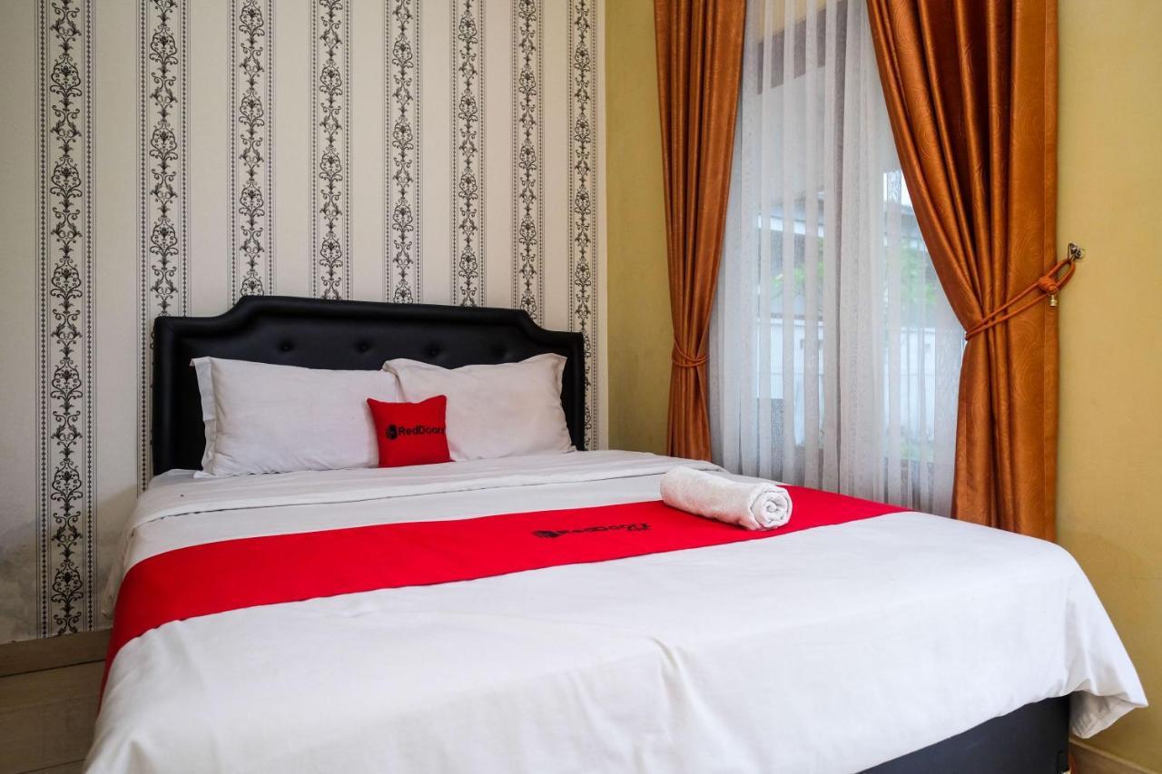Reddoorz At Paris Ocean Hotell Parangtritis Eksteriør bilde